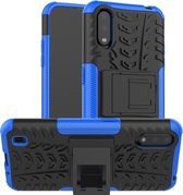 Voor Galaxy A01 Tire Texture Shockproof TPU + PC beschermhoes met houder (blauw)