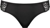 Underneath - Nina Slip Met Kant - S/M