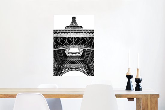 Poster Sous la Tour Eiffel 40x60 cm - Tirage photo sur Poster (décoration murale salon / chambre)