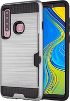 Samsung Galaxy A9 (2018) Hoesje - Mobigear - Brushed Card Serie - Hard Kunststof Backcover - Zilver - Hoesje Geschikt Voor Samsung Galaxy A9 (2018)