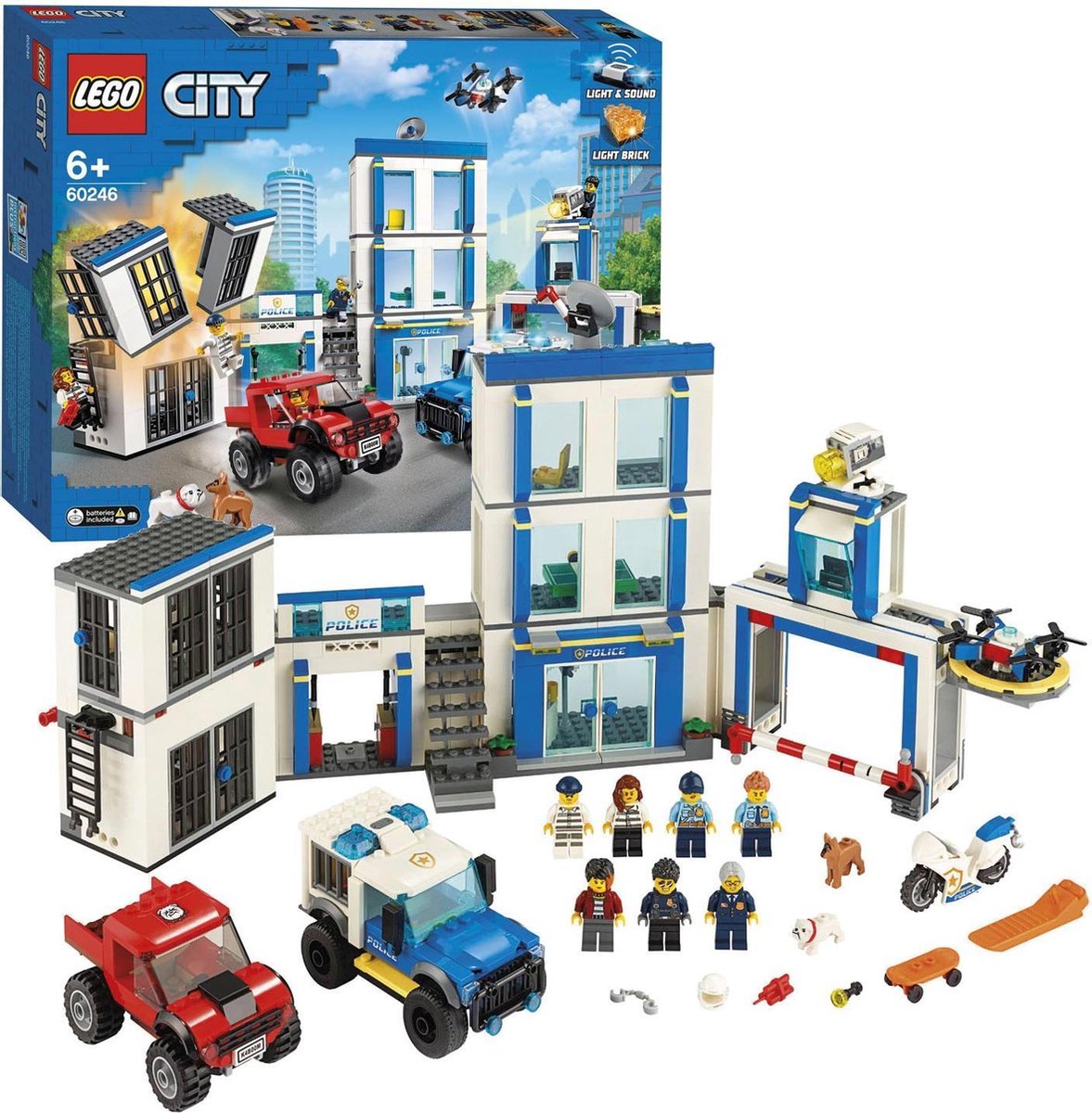 Heel veel goeds Halve cirkel bijlage LEGO City Politiebureau - 60246 | bol.com