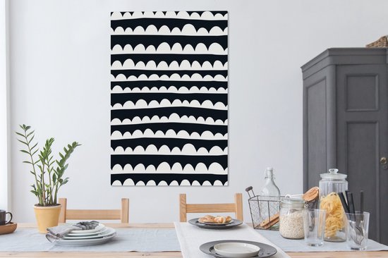 Motif pour enfants avec des lignes avec des demi-cercles en noir et blanc 80x120 cm - Tirage photo sur toile (Décoration murale salon / chambre)