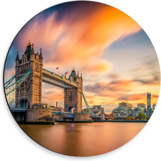 Dibond Wandcirkel - Skyline met Tower Bridge in Londen - 30x30cm Foto op Aluminium Wandcirkel (met ophangsysteem)