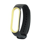 Voor Geschikt voor Xiaomi Mi Band 5 Tweekleurige TPE vervangende horlogeband (zwart + geel)