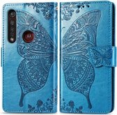 Voor Moto G8 Plus Butterfly Love Flower Reliëf Horizontale Flip Leren Case met Beugel / Kaartsleuf / Portemonnee / Lanyard (Blauw)
