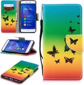 Voor Huawei P8 Lite (2017) Gekleurde tekening Patroon Horizontaal Flip TPU + PU lederen tas met houder & kaartsleuven & portemonnee & lanyard (Rainbow Butterflies)