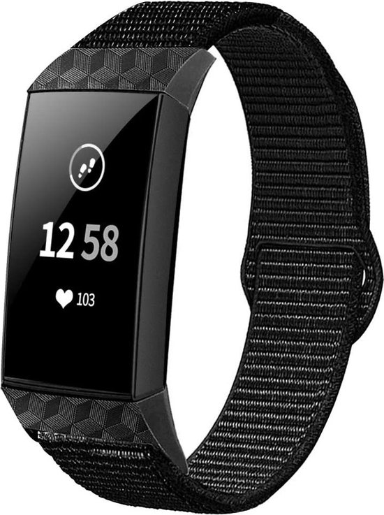 Fitbit 4 black hotsell