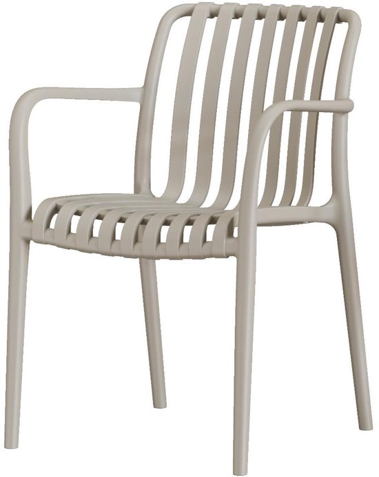 Chaise de jardin beige avec accoudoirs, métal argenté, à lattes verticales.