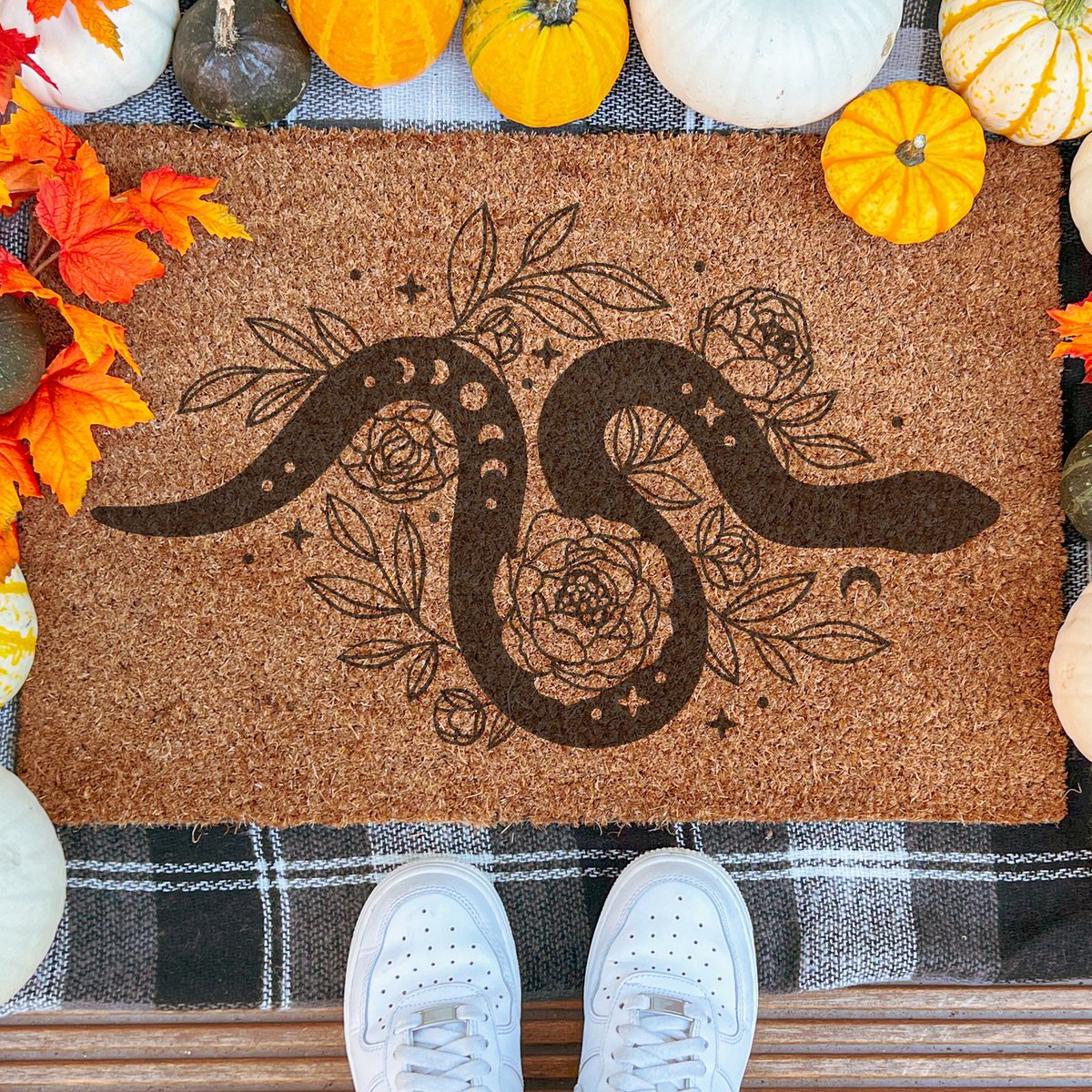 Snake | 90x60 cm | Nieuwe huis cadeau | Ingangsmat | Deurmat met stijl | Verhuizing cadeau | Praktisch & trendy | Perfect voor binnenkomst | Cadeau voor nieuwe woning