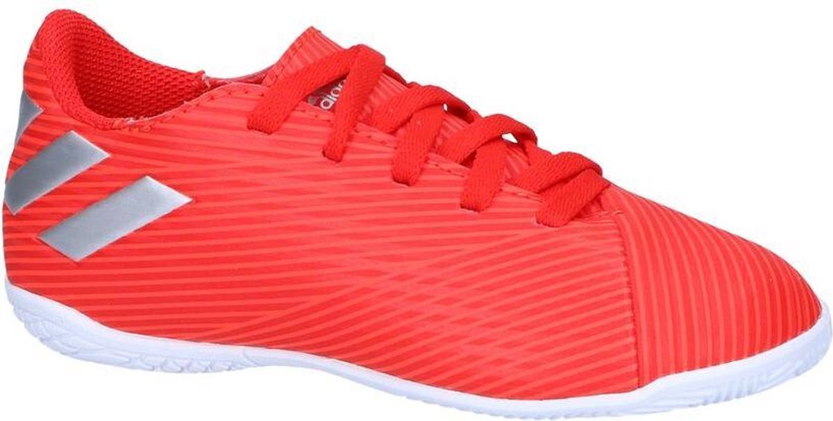 Rode Zaalvoetbalschoenen adidas Nemiziz | bol.com
