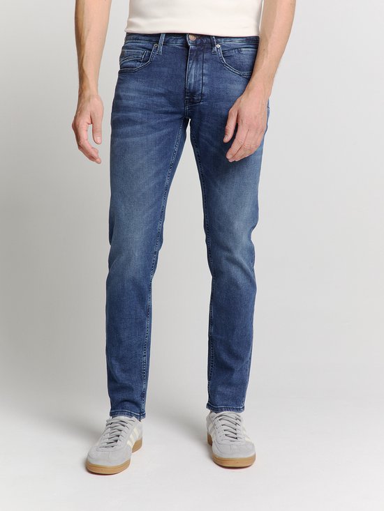 Tapered fit jeans