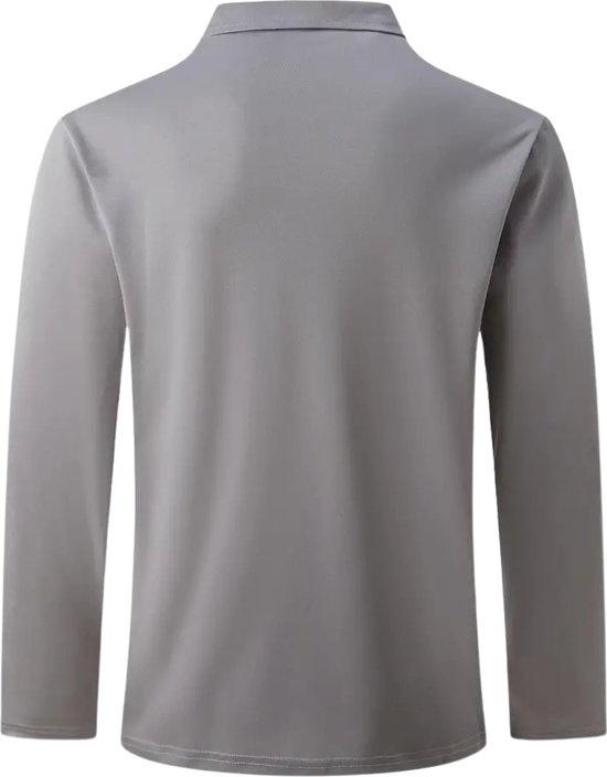 Achterkant van een grijs poloshirt met lange mouwen.