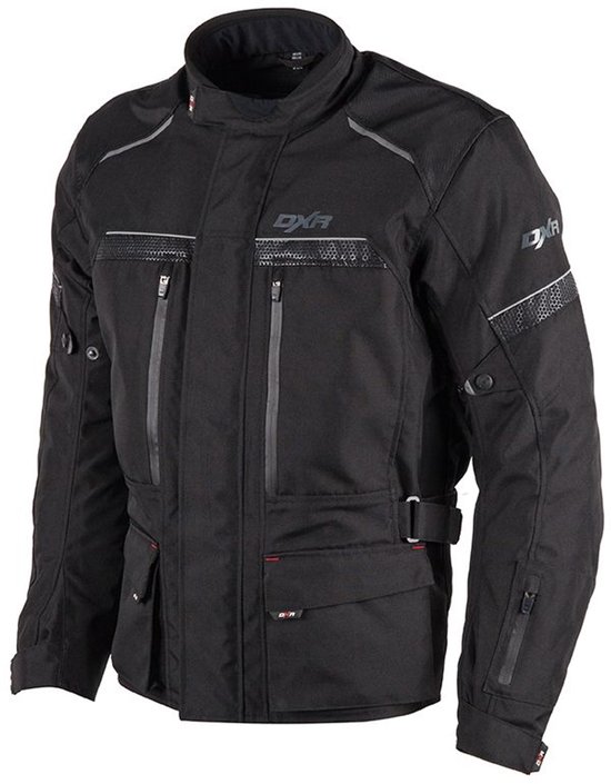 Zwarte DXR motorjas met ritssluitingen, reflecterende details en DXR-logo.