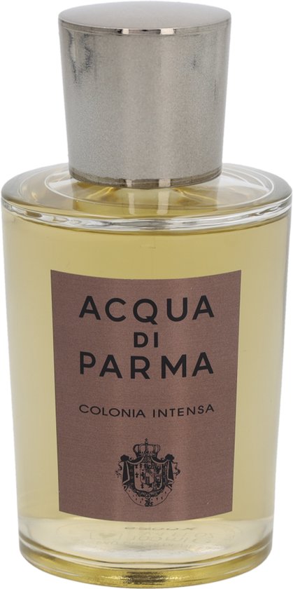 Glazen fles met gele vloeistof en zilveren dop. Het bruine label bevat "ACQUA DI PARMA COLONIA INTENSA".