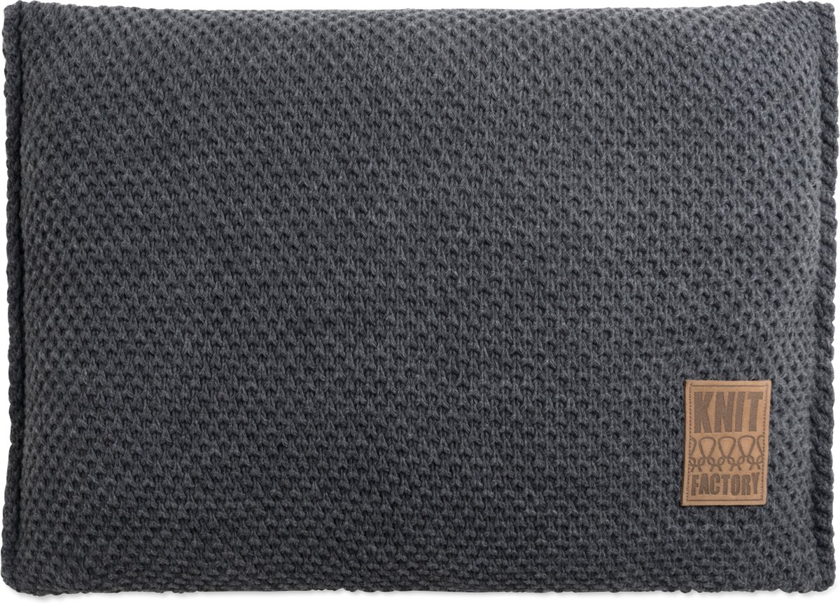 Knit Factory Lynn Sierkussen - Rechthoekig kussen - Kussen woonkamer - Bank kussen - Decoratie kussen - Antraciet - 60x40 cm - Kussenhoes inclusief kussenvulling