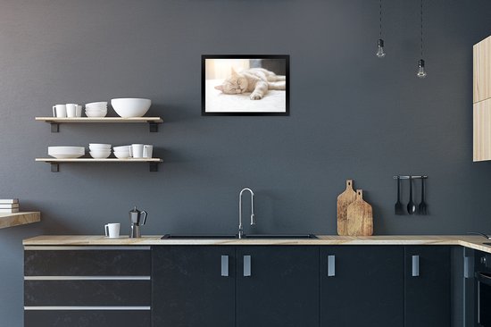 Chat dort sur un lit 30x20 cm - petit