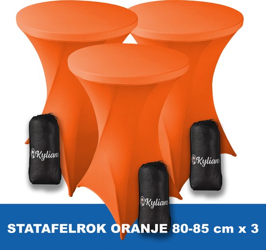 Drie oranje statafelrokken met bijbehorende zwarte opbergzakken.