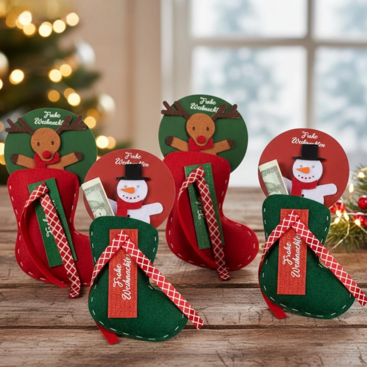 Dailygoods- Geldgeschenkverpakkingen Set - Vilten Sokken met Kerstfiguren - Sneeuwpop/Rendier - Perfecte Verpakking voor Geldgeschenken - Robuust Viltmateriaal - Ca. 16 cm - Cadeauverpakking
