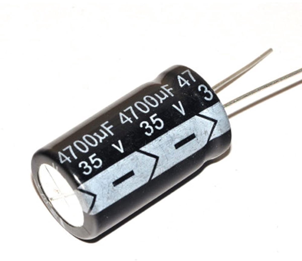 TopHomer Electrolytische Condensator 35V/4700uF - Aluminium Capacitor 18x32mm