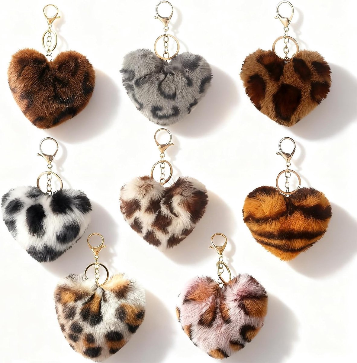 Leopard Pompom Sleutelhanger Set van 8 Stuks, Hartvormige Pluche Hangertjes voor Tassen, Sleutels en Rugzakken in 8 Kleuren