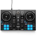 DJControl Inpulse 200 MK3 controller met verlichte pads, jogwheels en knoppen. DJUCED en Serato logo's.