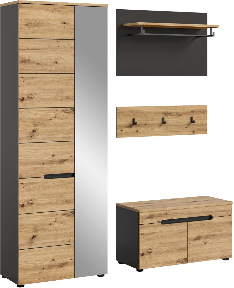 Canu garderobe opstelling eiken decor.