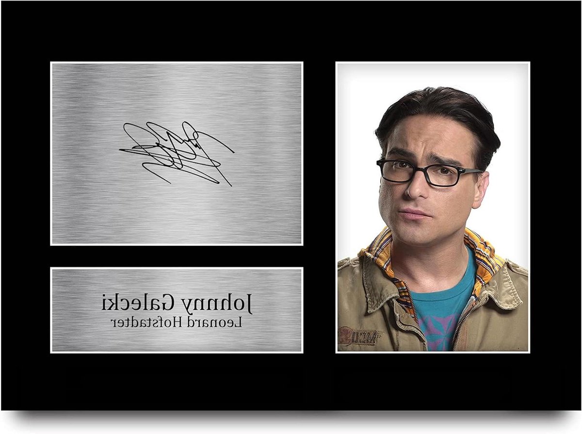 Gesigneerde Foto - TV Cadeau - Fan Collectie - Gedrukte Replica - A4 Formaat - Zwart