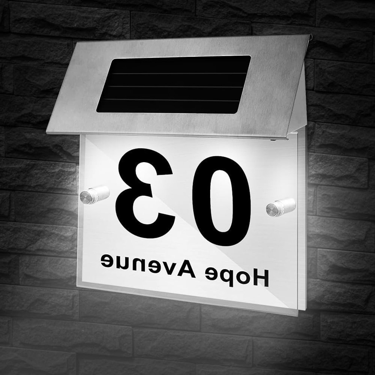 RVS huisnummer met LED-verlichting, milieuvriendelijk en waterdicht, geschikt voor buitengebruik met lichtsensor en cijfers 0-9 en letters A-H