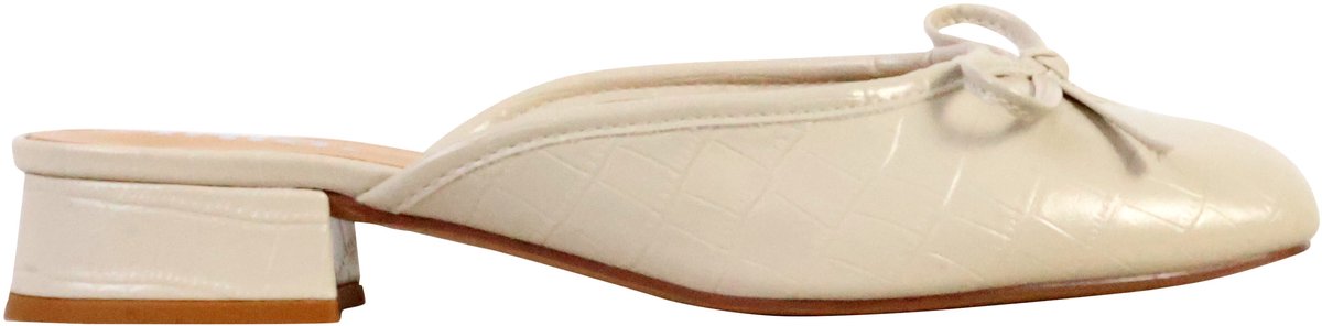 Inia-pumps met bandje