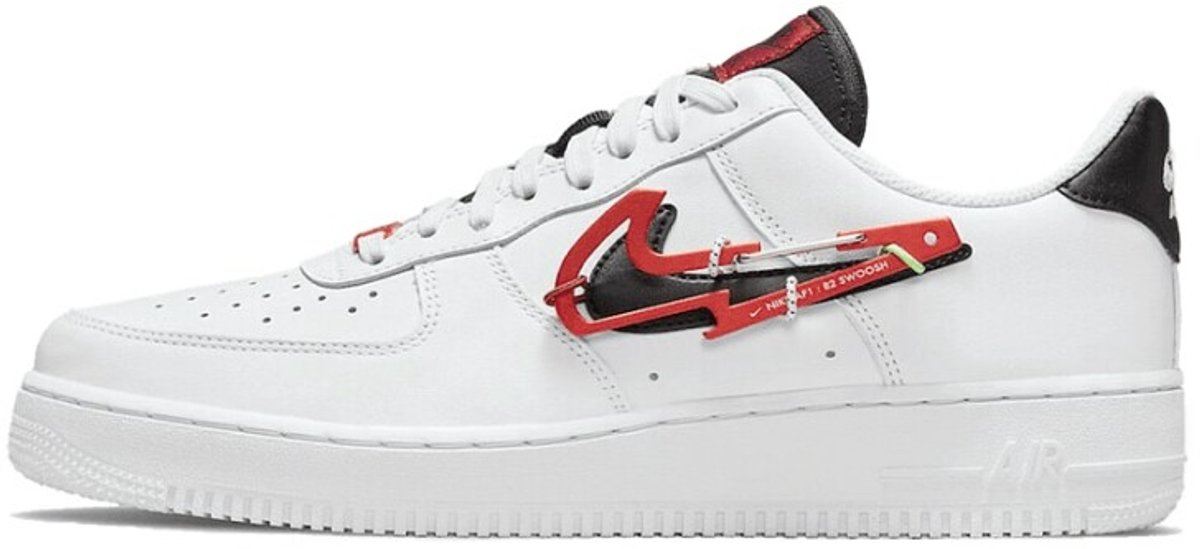 Nike Nike Air Force 1 Low Carabiner Swoosh Sneakers Limited Edition Wit