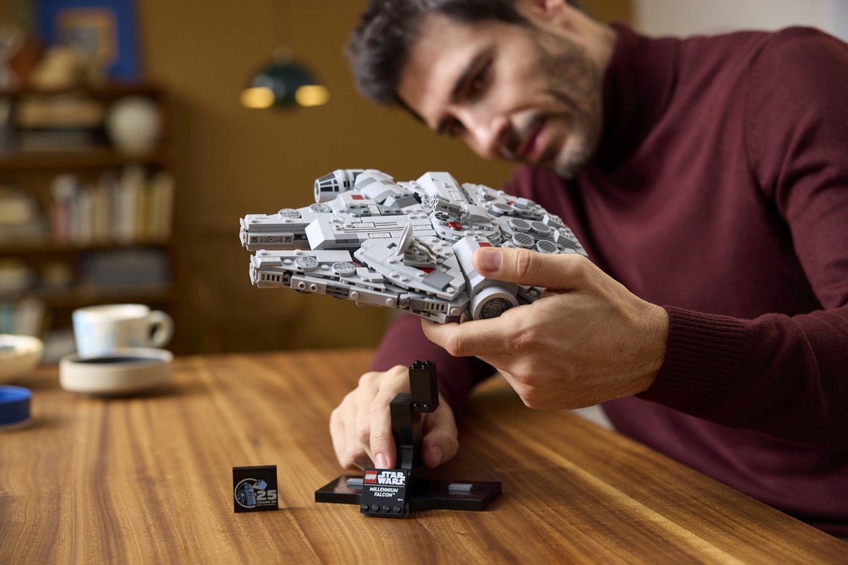 LEGO Star Wars Millennium Falcon™ - 75375 — afbeelding 17