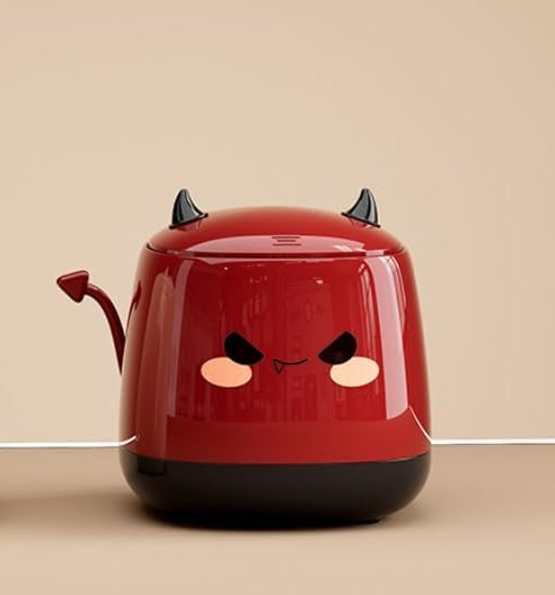 Compacte vuilnisemmer voor badkamer en bureau, stijlvolle mini-prullenbak met deksel, ideaal voor keuken en kantoor, ruimtebesparend en modern design (rood)
