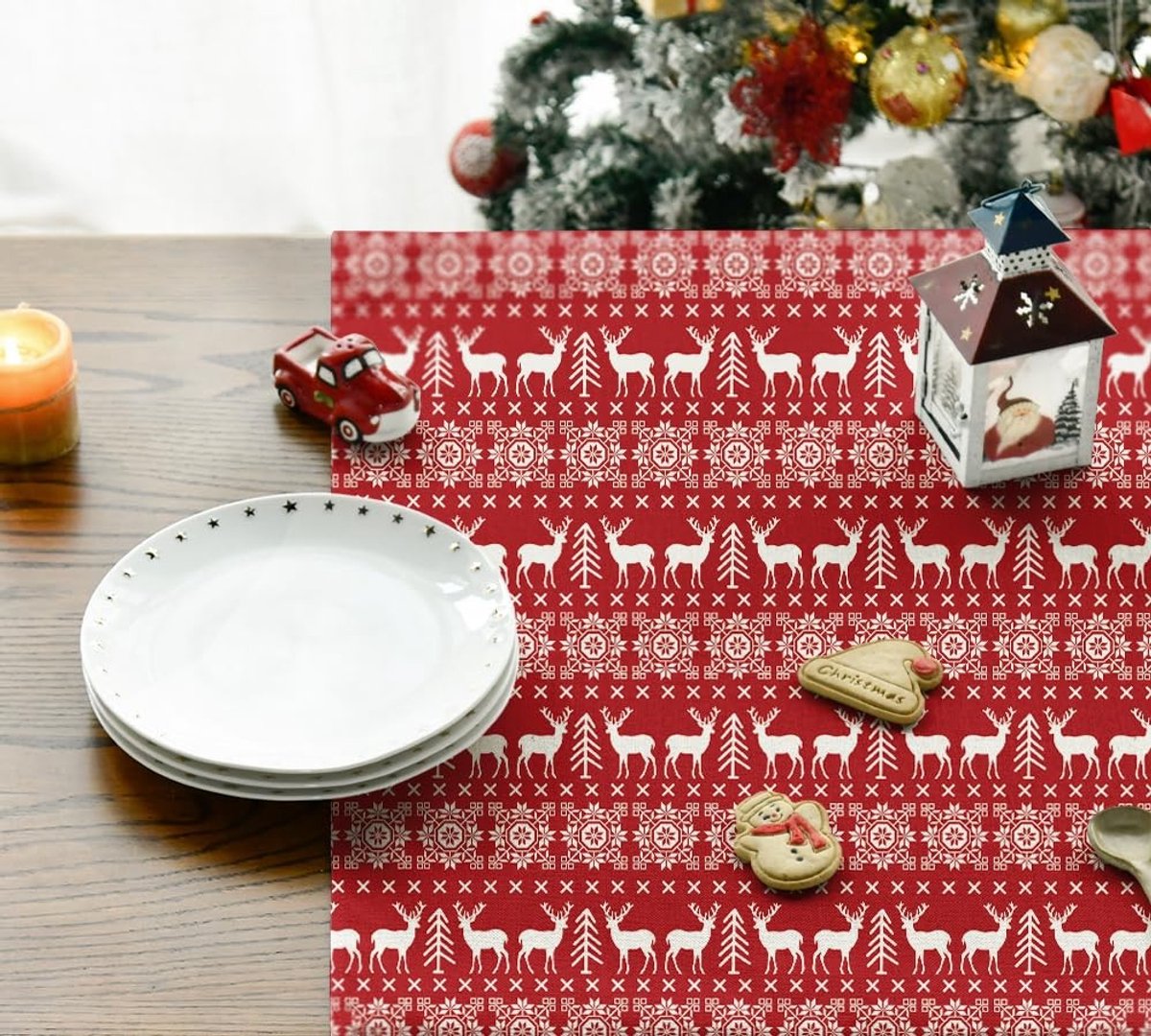 Dailygoods - Kerst Tafelkleed met Rood Rendier, 85 x 85 cm