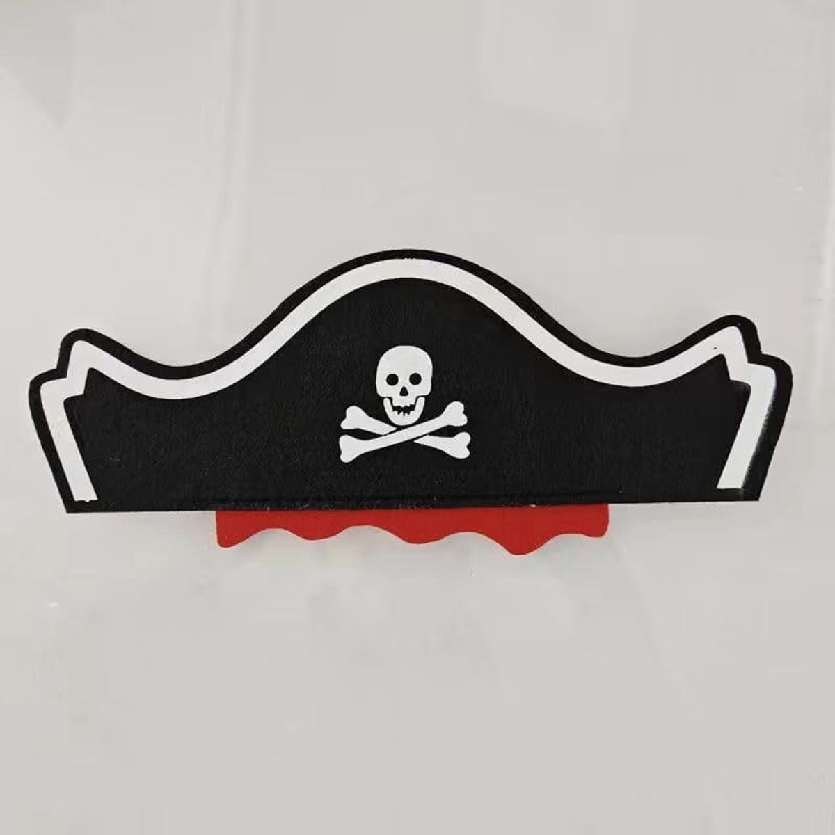 Set van 2 Piratenhoeden voor Kinderen met 2 Skelet Magie Accessoires, Perfect voor Carnaval, Verkleedfeest en Themafeesten