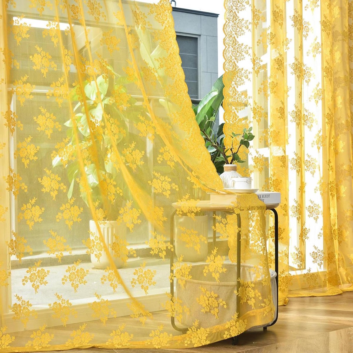 Kanten Gordijnen - Transparante Vitrage - Woonkamer Decoratie - Bloemen Kant Patroon - 244 cm Lengte - Mosterdgeel Goud