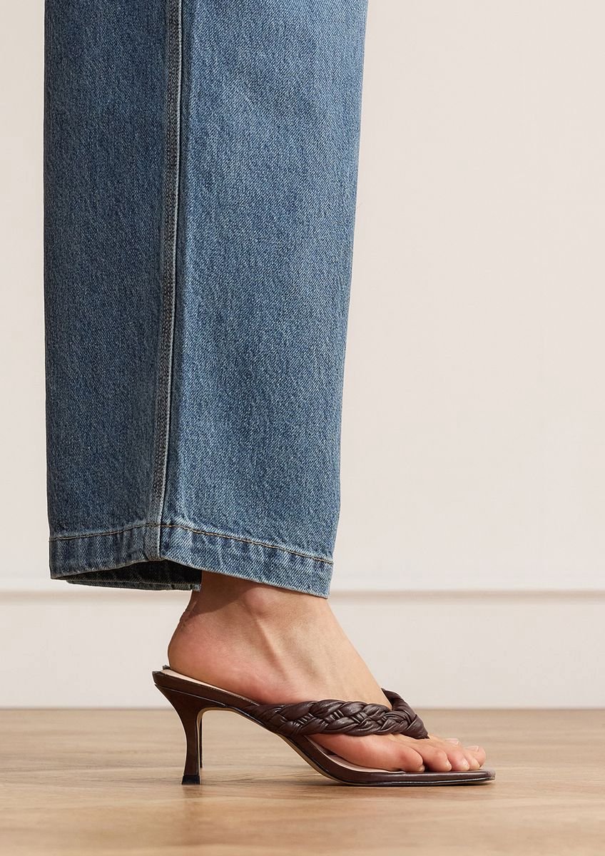Manfield - Dames - Bruine gevlochten hak slippers - Maat 38