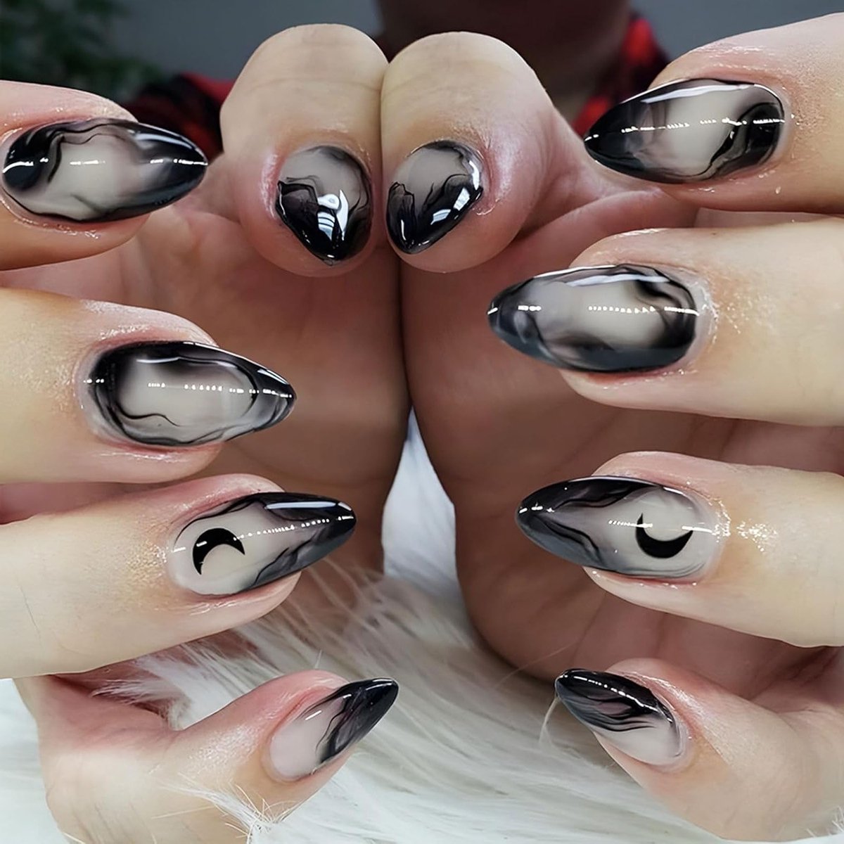 24 Stuks Medium Almond Kunstnagels met Goth Zwart Ombre, Perfect voor Feesten en Dagelijks Gebruik, Duurzaam en Stijlvol