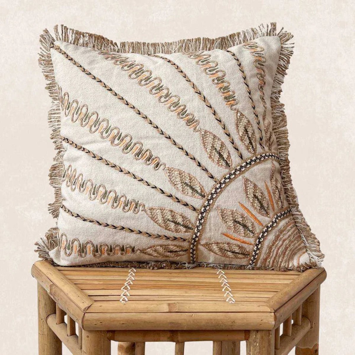 TFP Artisanal Embellished Cushion Cover - Sierkussenhoes | Sia - 45 x 45 cm - 100% Organic Cotton (GOTS Certified), Jute - Handmade in India - natural white, Beige, Brown