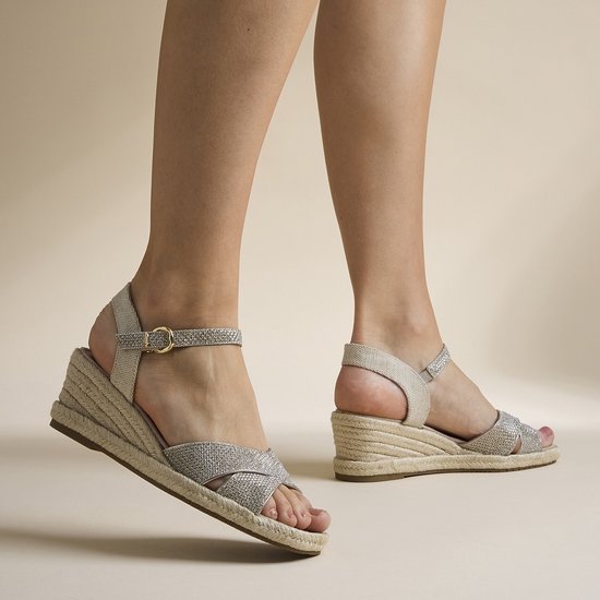 Tamaris Espadrilles goud Textiel - Maat 38