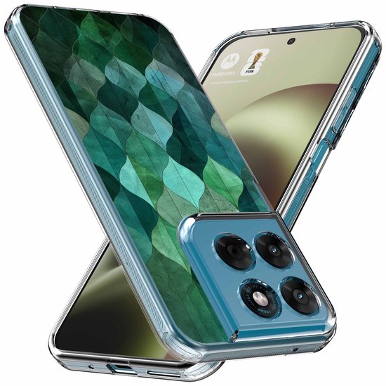Transparant Motorola Moto G67 hoesje met groen bladerenpatroon, toont cameramodule en display met FIFA-logo.