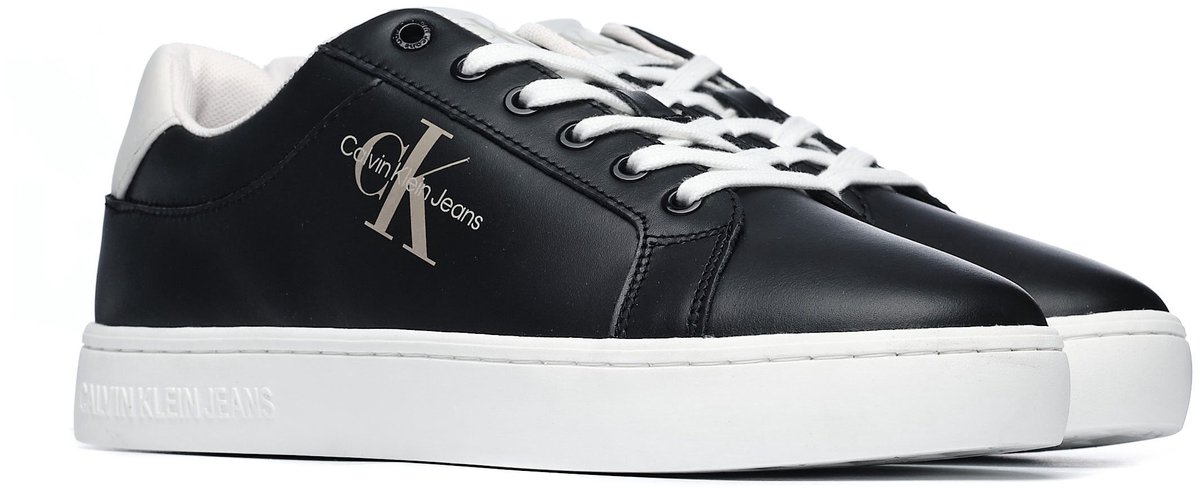 Sneaker Met Contrasterende Details