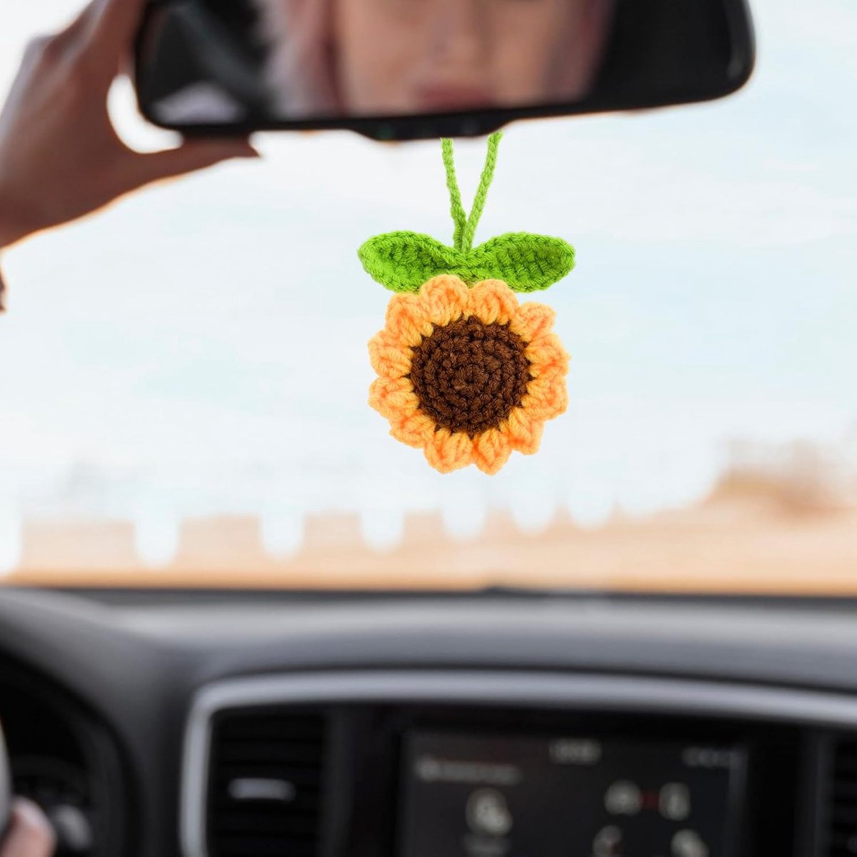 Handgemaakte Zonnebloem Auto Achteruitkijkspiegel Ophangende Accessoires Versieringen Schattige Vrouwen Auto Interieur Decoraties Auto Interieur Esthetische Geschenken
