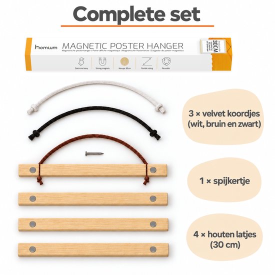 Complete set posterhanger met vier houten latjes van 30 cm, drie koordjes en een spijkertje.