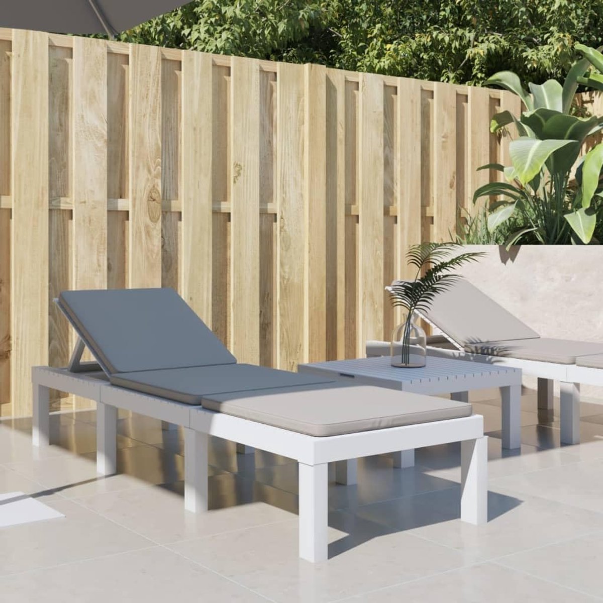 Zonneligstoel met witte kussens van PP, ligstoel, tuinligstoel, strandligstoel, 364724