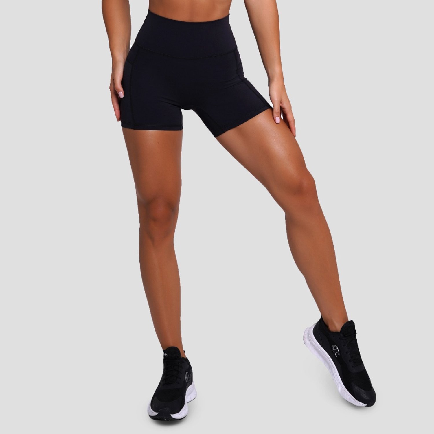 GymBeam FIT Damesshort Zwart XS
