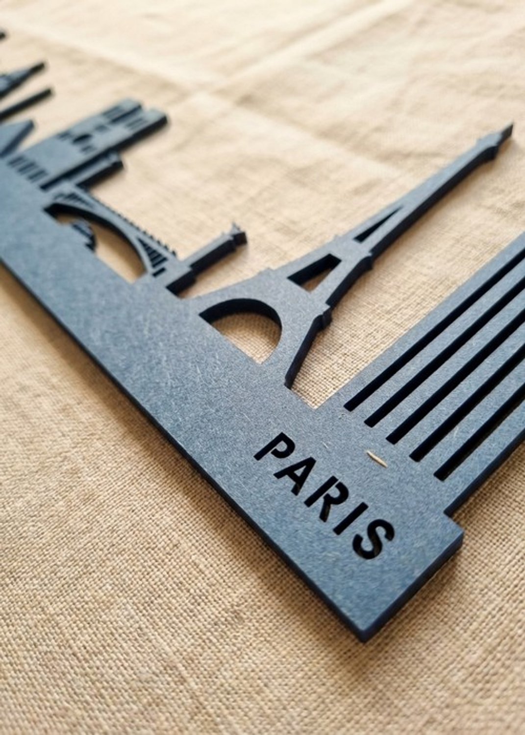 Houten Skyline Parijs | Wanddecoratie voor aan de muur | Blauw MDF | 70 x 14 cm