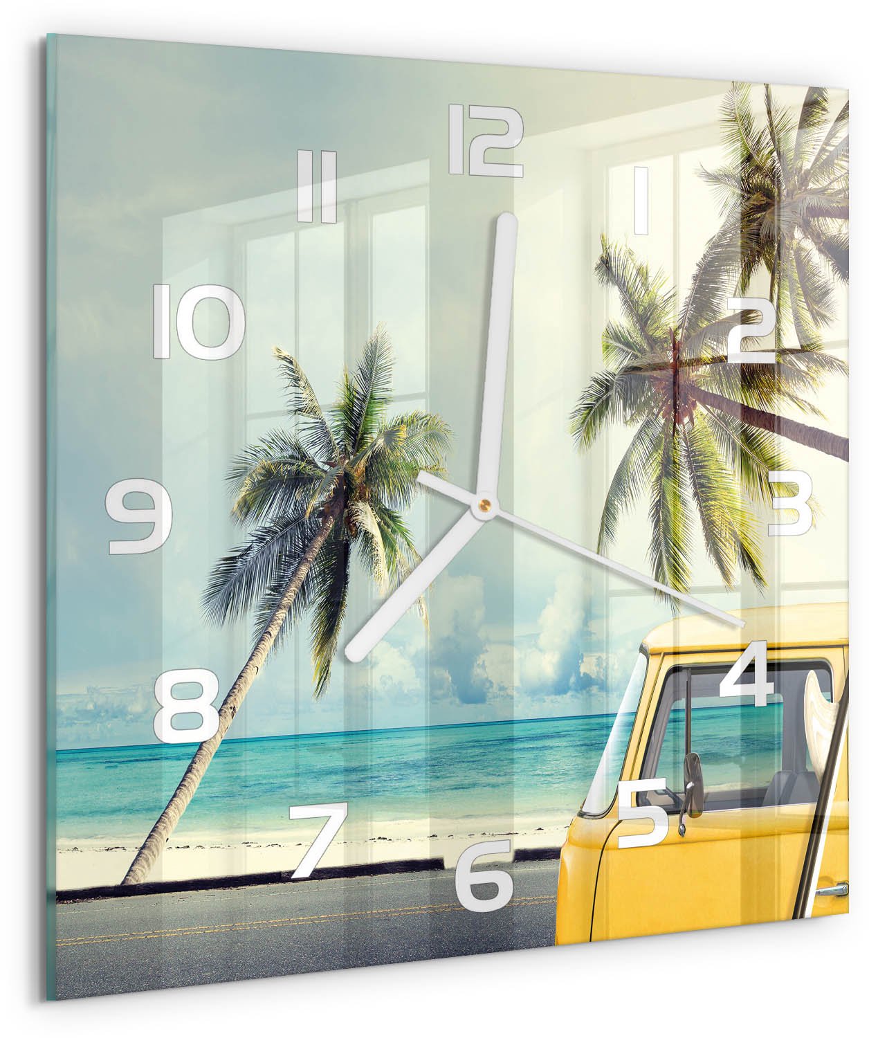 Tulup Wandklok - Van Beach Wandklok Glas Decoratie - 30x30 cm - Geel Gekleurde Glazen Klok - Witte handen - Vierkante Klok - Klok Glas Met Opdruk - Moderne Wandklok Glas