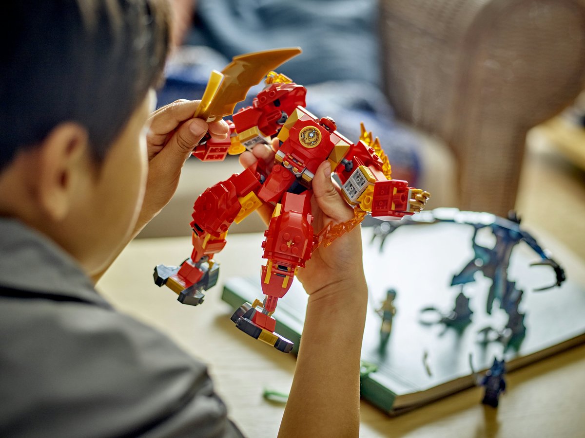 LEGO 71808 NINJAGO Kai's elementaire vuurmecha Actiefiguur Speelgoed voor Rollenspellen — afbeelding 3