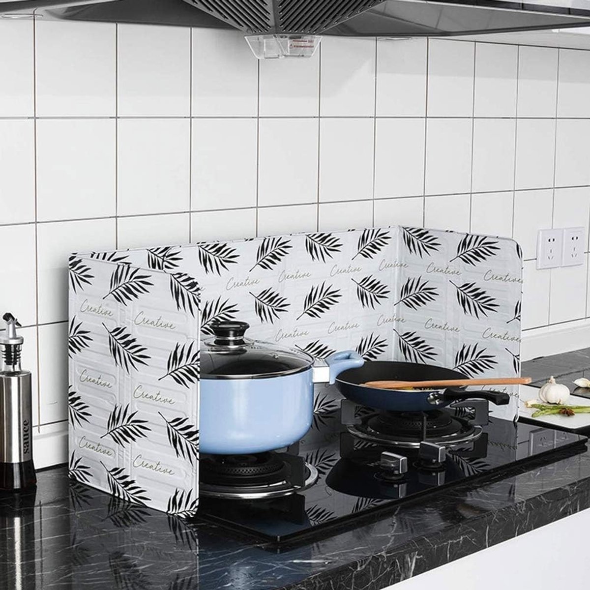 Vouwbaar Olie Spat Schild - Spatbestendige Panelen voor Gasfornuis, Koken en Frituren, Keukenaccessoire voor Oliebescherming