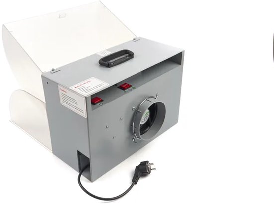 Grijze spuitcabine met doorzichtige kap, handvat, schakelaars en ventilator-uitgang.